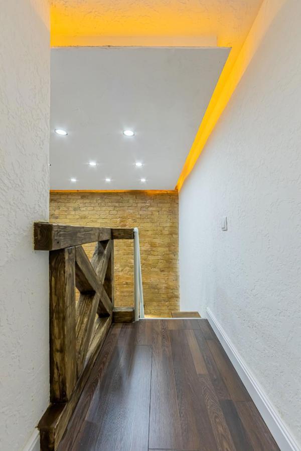 Kyiv Brown Loft Apartment Exterior foto
